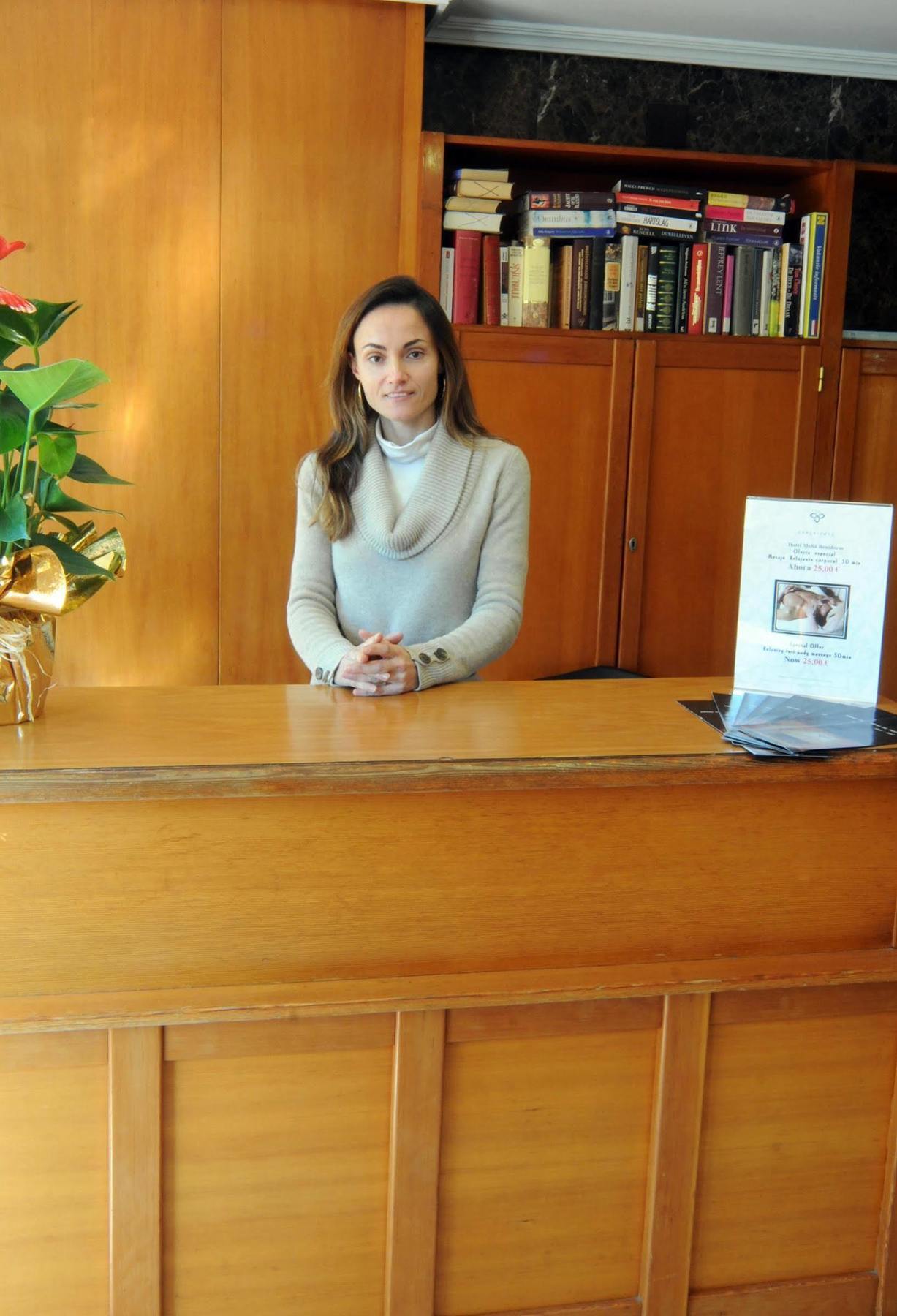 בנידורם Halley Hotel & Apartments Affiliated By Melia מראה חיצוני תמונה