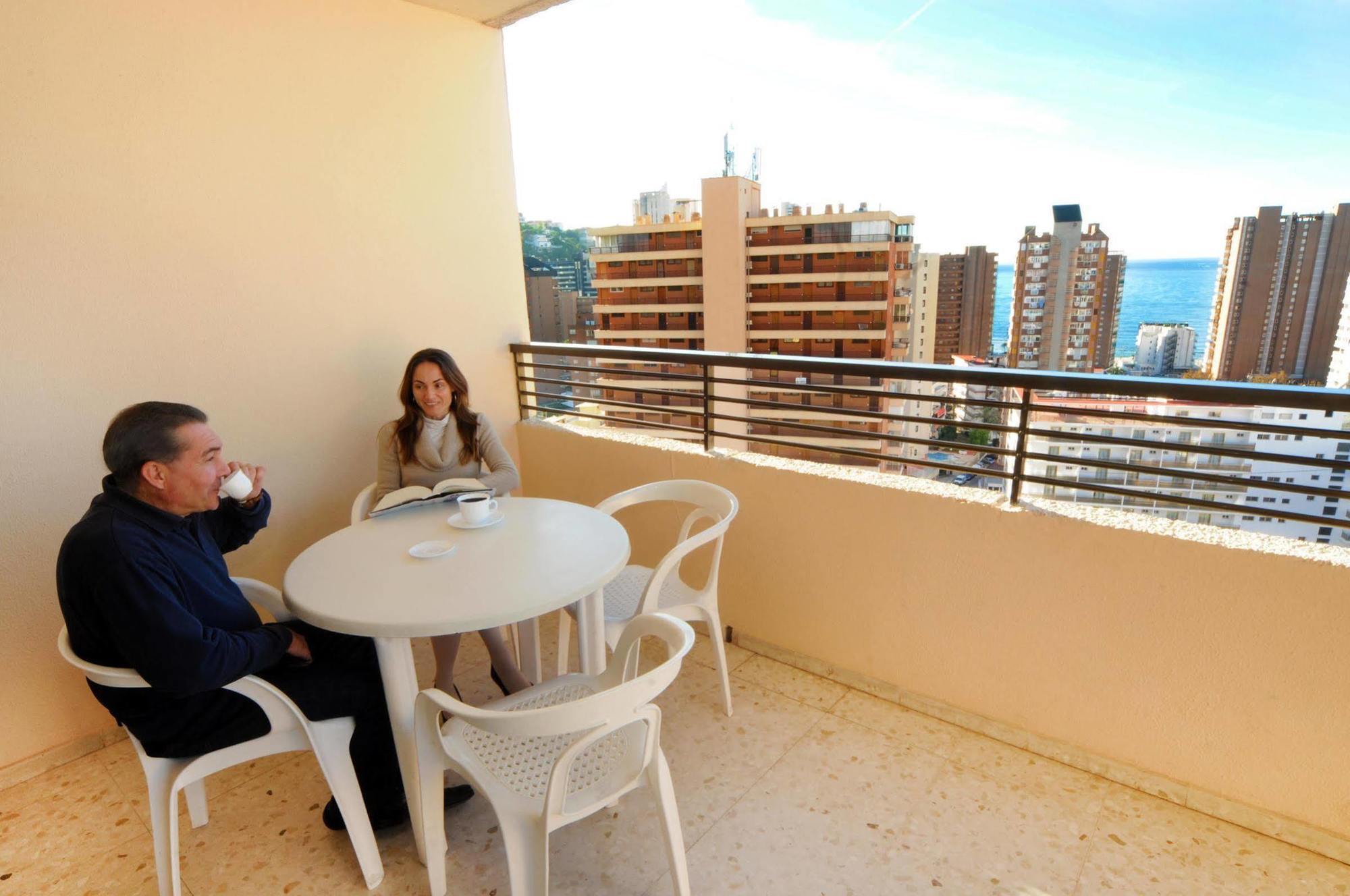 בנידורם Halley Hotel & Apartments Affiliated By Melia מראה חיצוני תמונה