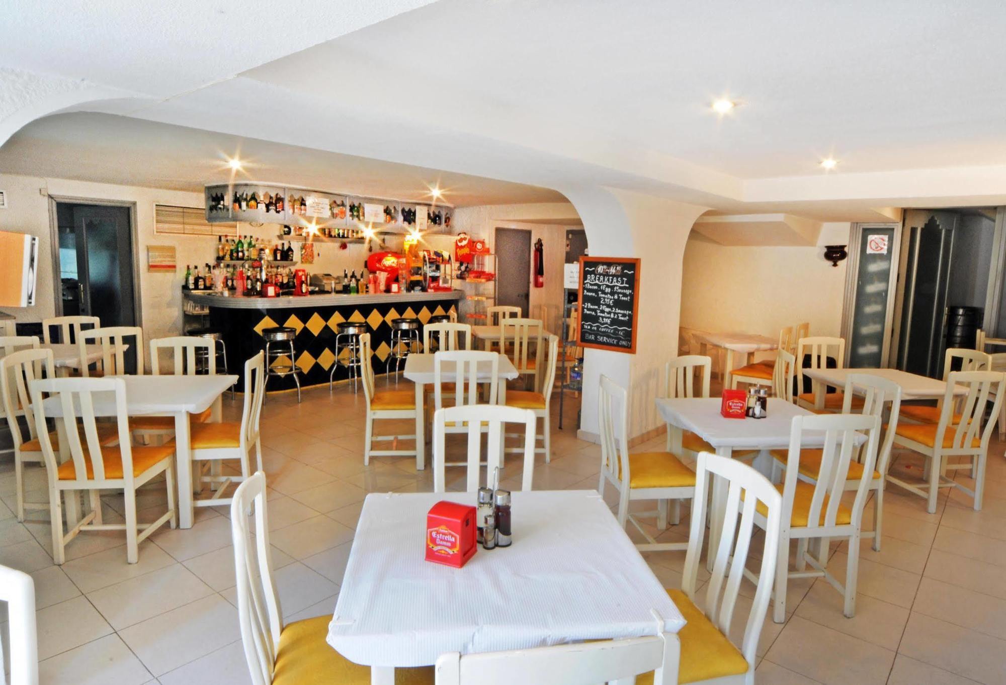 בנידורם Halley Hotel & Apartments Affiliated By Melia מראה חיצוני תמונה